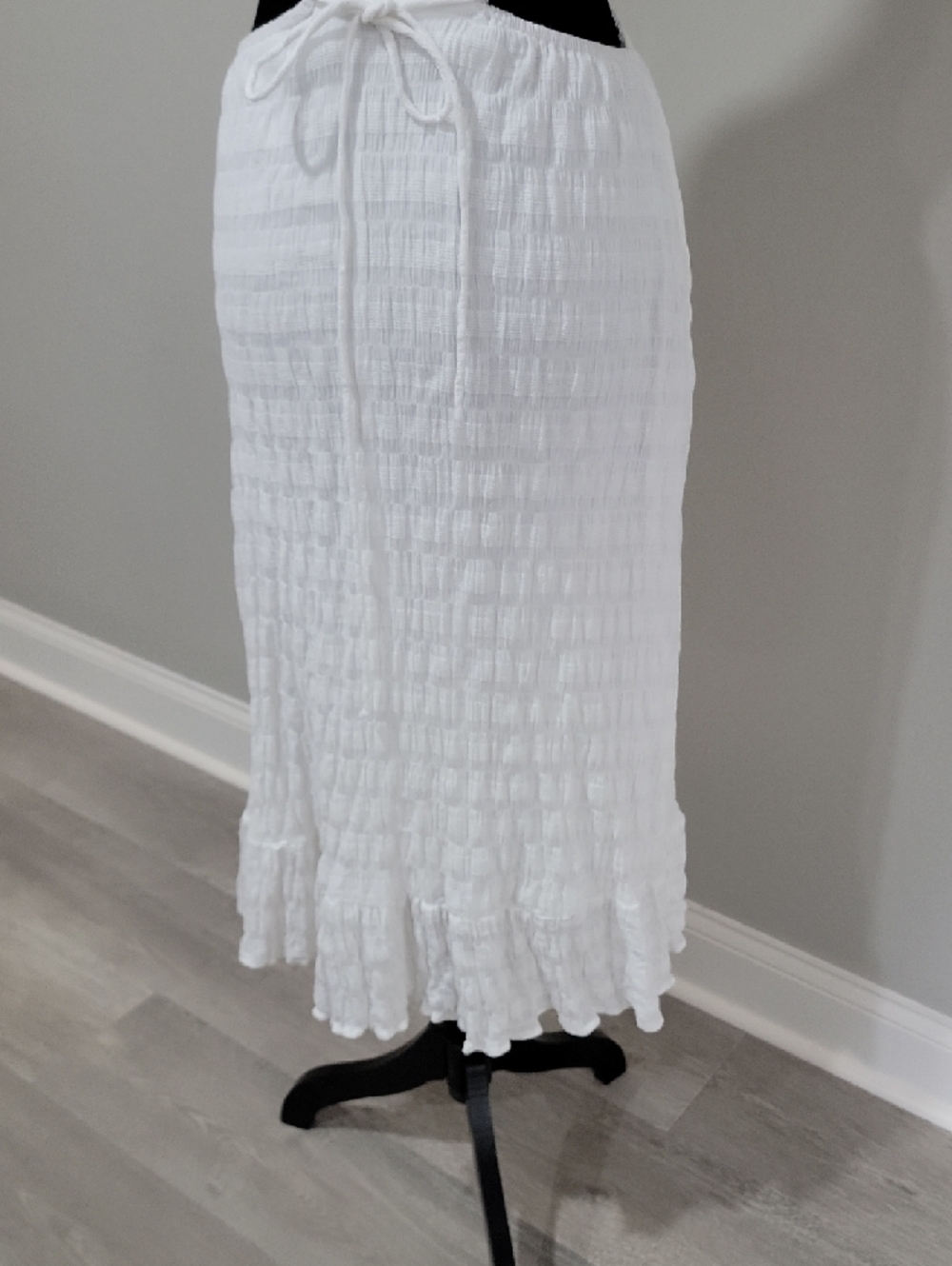 White Dress with Puff Sleeves and Side Cutouts - Picture 5 of 11